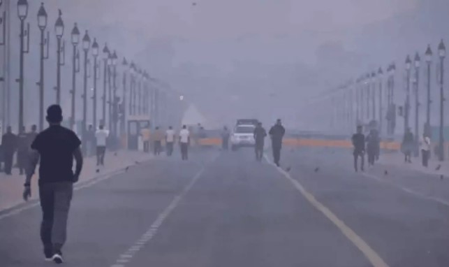 Delhi Air Pollution Reaches Severe Levels